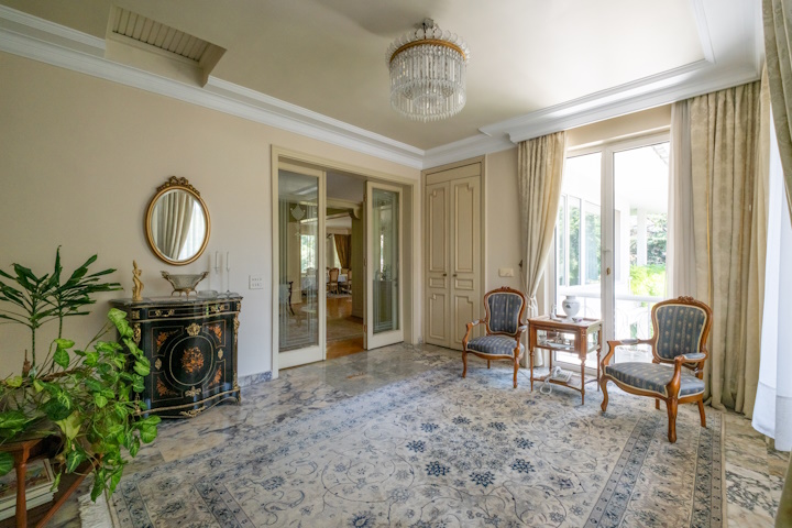 Entrance to the upper level of the villa