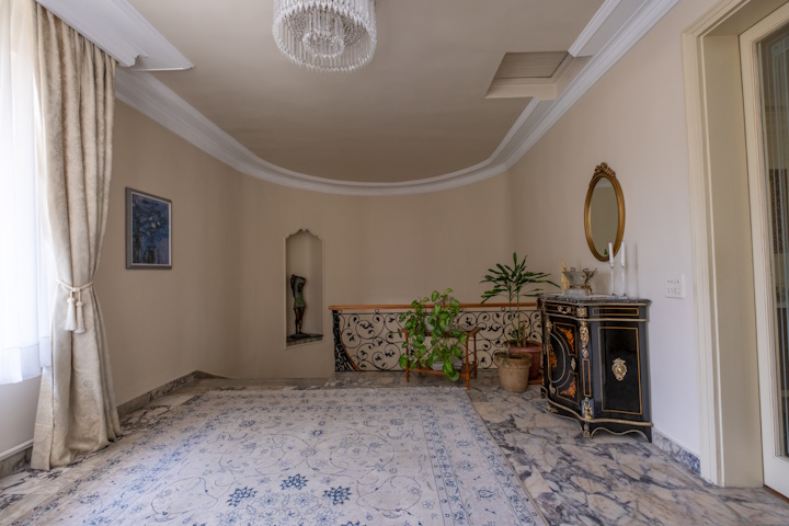 Upper level entrance